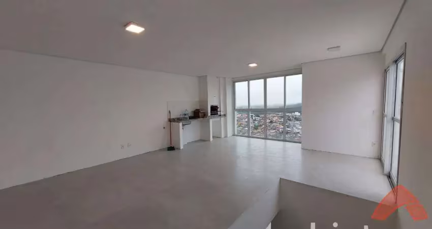 Cobertura duplex para locação no jardim das artes – embu das artes/sp – 260 m²