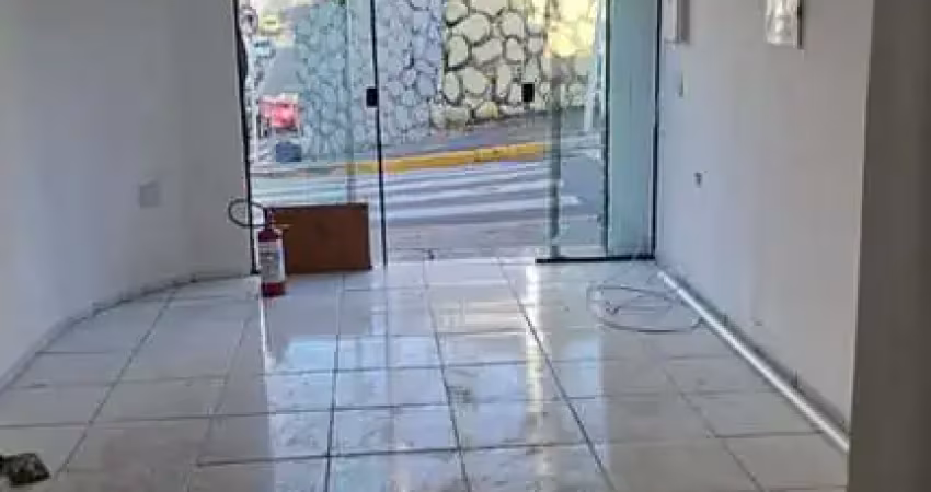 Ponto comercial à venda em taboão da serra  40m² com cozinha e banheiro