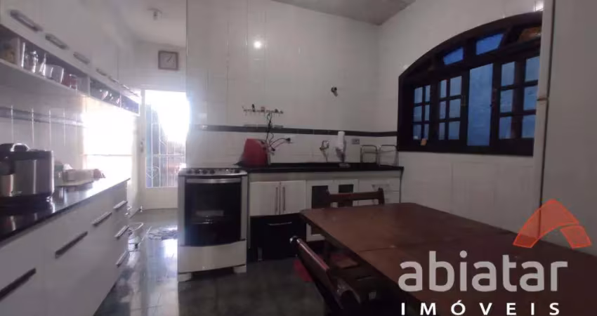Casa para locação em taboão da serra  ampla, funcional e bem localizada