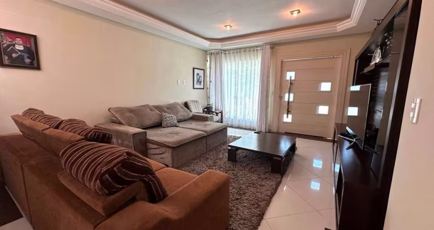 Casa a venda no condomínio Aruã
