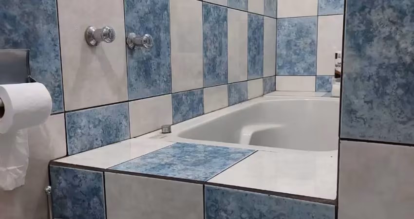 Casa com 3 quartos à venda na Rua Ezequiel Gonçalves de Lara, Sítio Cercado, Curitiba
