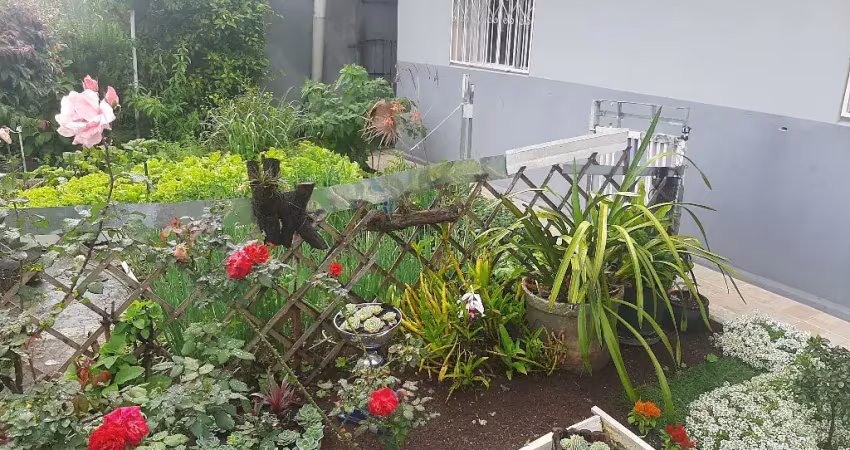 Linda casa térrea com 3 quartos jardim paranaense  curitiba/pr