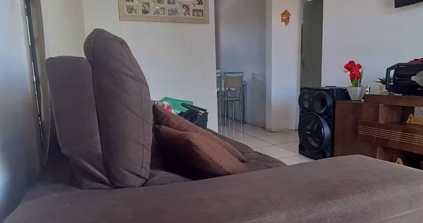 Sobrado com 2 quartos e sala comercial bairro Sitio Cercado