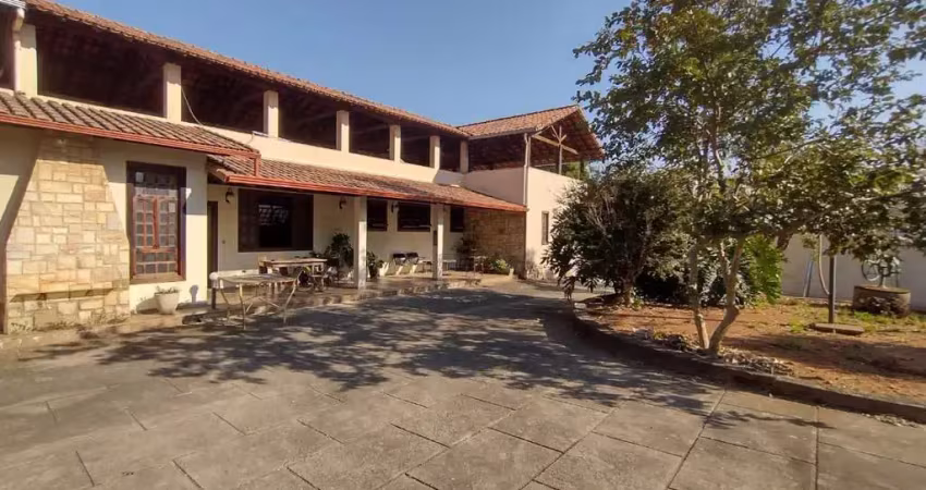 Casa com 3 quartos à venda na Rua Maria Regina de Jesus, 748, Céu Azul, Belo Horizonte