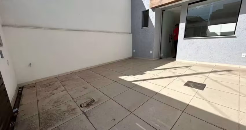 Casa com 3 quartos à venda na Rua Passos Ferreira, 104, Santa Rosa, Belo Horizonte