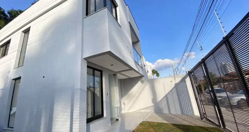 Casa com 3 quartos à venda na Rua Professor Massanielo Santos, 185, Planalto, Belo Horizonte