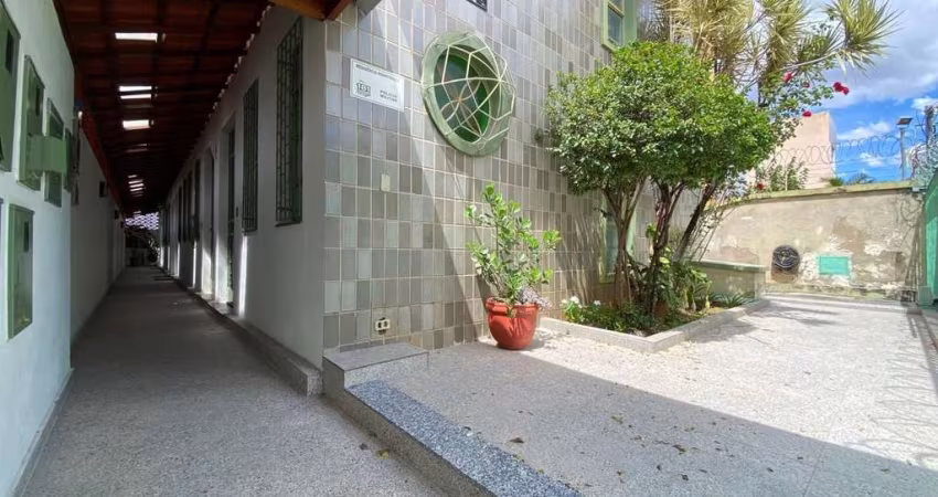 Casa com 2 quartos à venda na Jose Vieira Brandão, 270, São João Batista, Belo Horizonte
