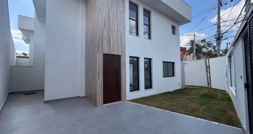Casa com 3 quartos à venda na São Félix, 125, Planalto, Belo Horizonte