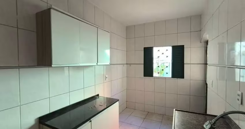 Casa com 3 quartos para alugar na Lima, 12, Copacabana, Belo Horizonte