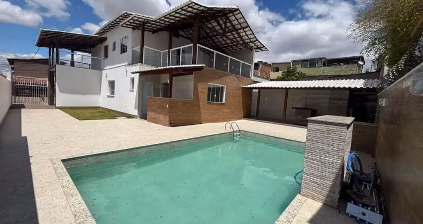 Casa com 7 quartos à venda na Rua Capitão Leonídio Soares, 347, Planalto, Belo Horizonte