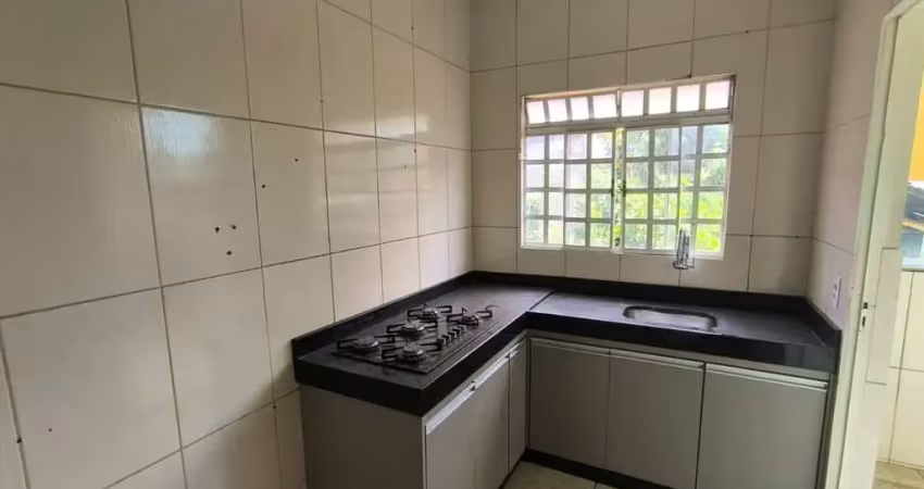Casa com 2 quartos para alugar na Monte Wagner, 13, Elizabeth (Justinópolis), Ribeirão das Neves