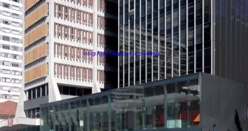 Conjunto comercial 165m² e 02 banheiros.  condomínio com portaria e recepção.  excelente localização á 5 minutos andando para a estação do metrô
