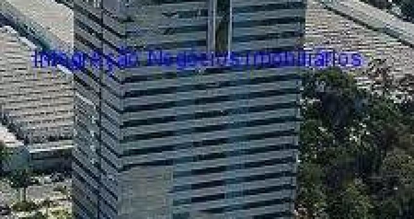 Conjunto Comercial 715m², 04 banheiros e 20 vagas na garagem.  Condomínio com recepção e segurança.  Excelente localização