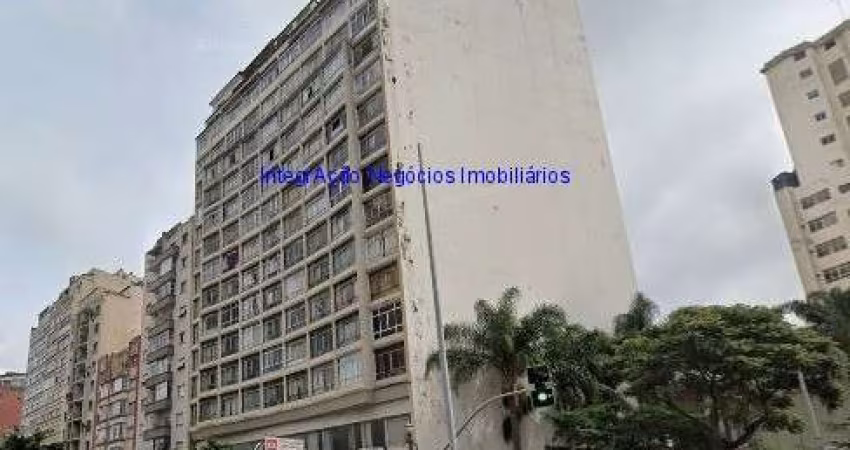 Apartamento Studio 33m², 01 dormitório e 01 banheiro.  Condomínio com portaria.  Excelente localização, á 5 minutos andando para a estação do metrô