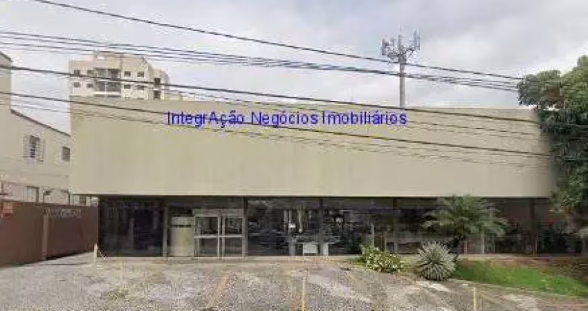 Loja 970m², 03 banheiros e 31 vagas de garagem.  excelente localização, entre as ruas cisplatina, lino coutinho e  dom lucas obes.