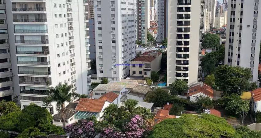 Apartamento 119m², 03 dormitórios (sendo 02 suítes), 03 banheiros e 01 vaga de garagem.  condomínio com segurança e portaria.  excelente localização