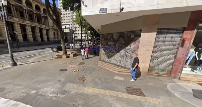 Loja 1.360m² e  08 banheiros.  excelente localização á 05 minutos andando para a estação do metrô anhangabaú; entre as ruas 24 de maio