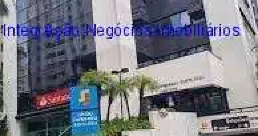 Conjunto comercial mobiliado 36m², 01 banheiro e 01 vaga na garagem.  condomínio com recepção e segurança  excelente localização