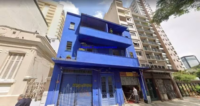 Apartamento 160m², 03 dormitórios e 02 banheiros.   condomínio e portaria.  excelente localização á 7 minutos andando para a estação do metrô