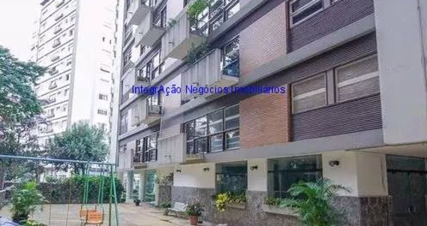 Apartamento 150m², 03 dormitórios (sendo 01 suíte), 03 banheiros e 01 vaga na garagem.  Condomínio com portaria, segurança, playground