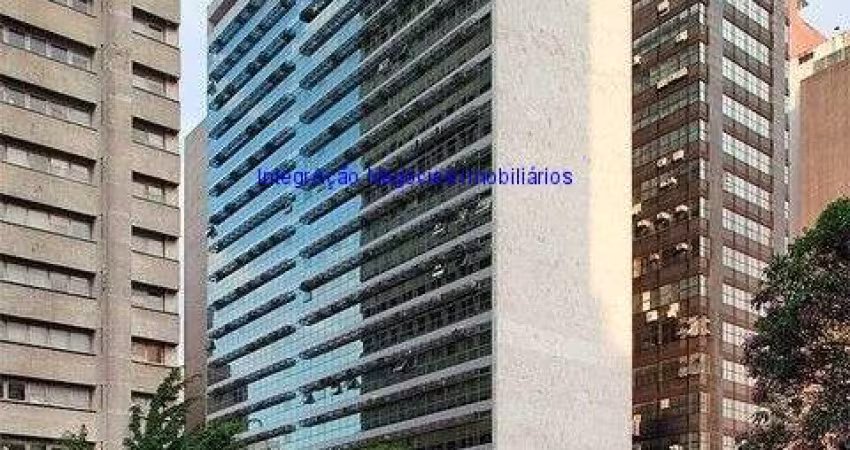 Conjunto Comercial 303m², 07 banheiros e 02 vagas na garagem.  Condomínio com recepção e segurança.  Excelente localização