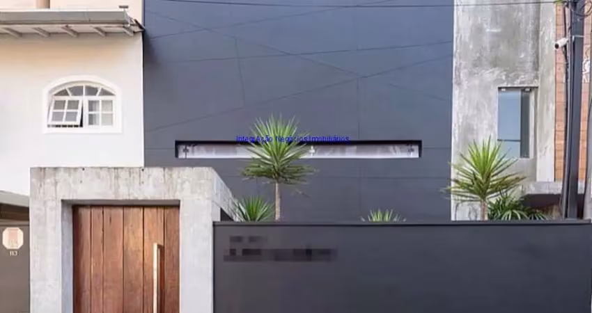 Sobrado comercial  220m²,  sala 04 ambientes e 03 banheiros.  excelente localização entre as ruas  príncipe real, doutor eduardo de souza aranha