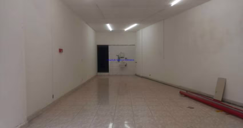 Loja 130m², 01 banheiro e 03 vagas de garagem.  Excelente localização á 2 minutos andando para a estação do metrô Santa Cecilia;