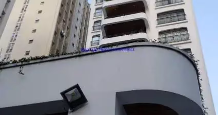 Apartamento 350m², 05 dormitórios (sendo 02 suítes), 05 banheiros e 04 vagas na garagem.  condomínio com portaria, segurança 24hrs, piscina