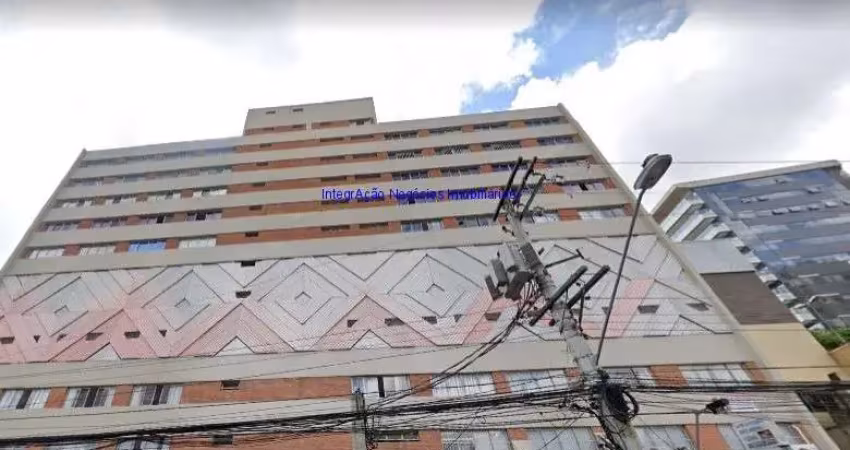 Conjunto comercial 71m², 01 banheiro.  condomínio com recepção e segurança 24hrs.  excelente localização á 30 segundos andando para a estação do metrô