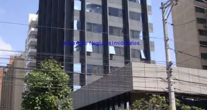 Conjunto comercial 103m², 03 banheiros e 02 vagas na garagem.  condomínio com recepção e segurança 24hrs.  excelente localização