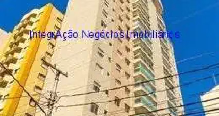 Apartamento 134m², 03 dormitórios (sendo suítes), 04 banheiros e 02 vagas na garagem.  condomínio com portaria, segurança 24hrs, piscina