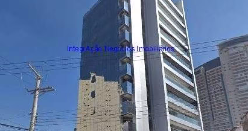 Conjunto Comercial 494,65m², 04 banheiros e 11 vagas na garagem.  Condomínio com recepção e segurança 24hrs.  Excelente localização