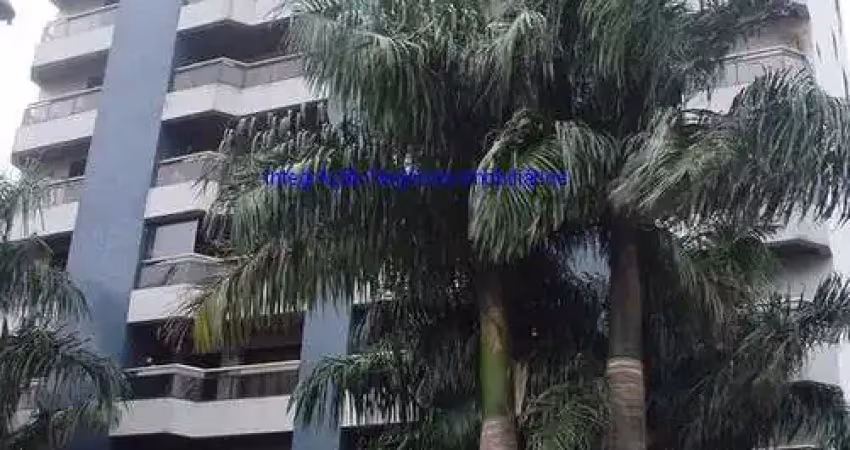 Apartamento 175m², 04 dormitórios (sendo 03 suítes), 05 banheiros e 03 vagas na garagem.  condomínio com portaria, segurança 24hrs, piscina, academia