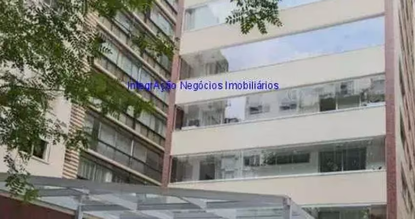 Apartamento 300m², 04 dormitórios (sendo 01 suíte), 04 banheiros e 02 vagas na garagem.  condomínio com portaria, segurança 24hrs.  excelente