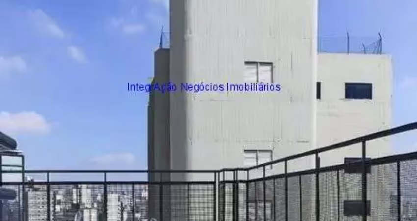 Condomínio com portaria, segurança 24hrs, piscina e academia.  excelente localização á 10 minutos andando para a estação do metrô consolação;