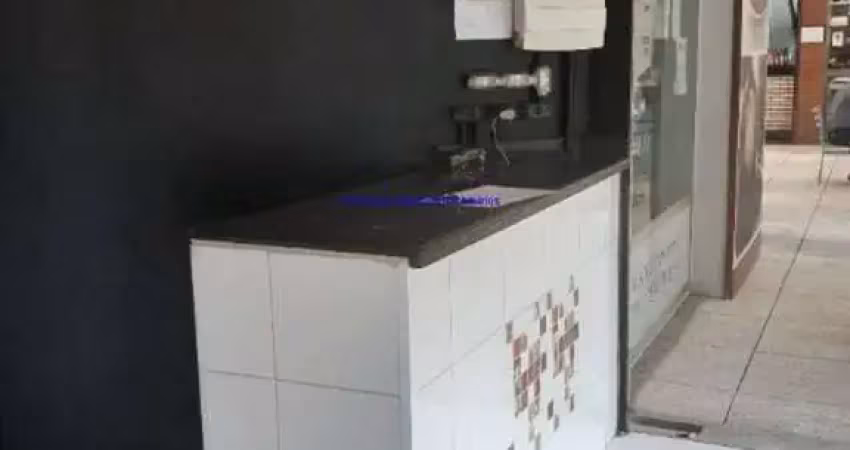 Loja 64m², 01 banheiro, 01 vaga na garagem.  condomínio com  segurança 24hrs.  excelente localização.