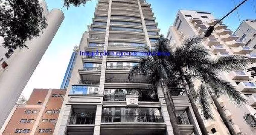 Apartamento 367 m², 04 dormitórios (sendo suítes), 05 banheiros e 06 vagas na garagem.  Condomínio com portaria, segurança 24hrs, piscina.