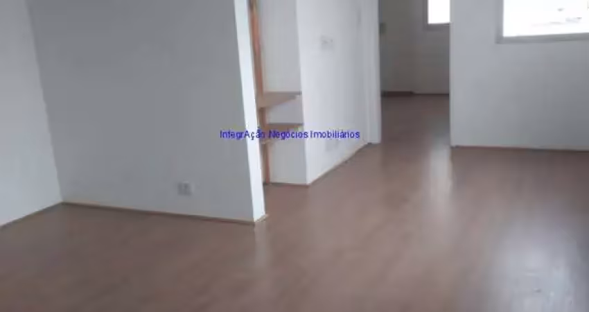 Apartamento 32m², 01 dormitório (sendo suíte) e 01 banheiro.  condomínio portaria.  excelente localização á 6 minutos andando para a estação do metrô