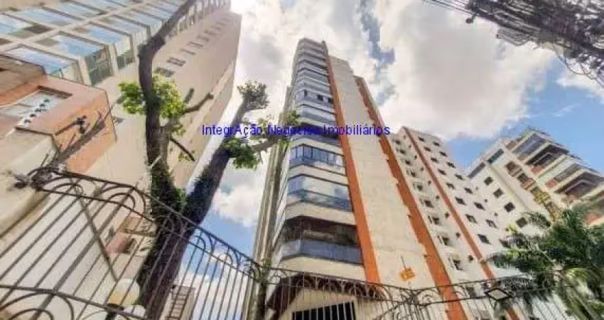 Apartamento 100m², 02 dormitórios (sendo 01 suíte), 03 banheiros e 02 vagas na garagem.   condomínio com portaria 24hrs, piscina, salão de festa.