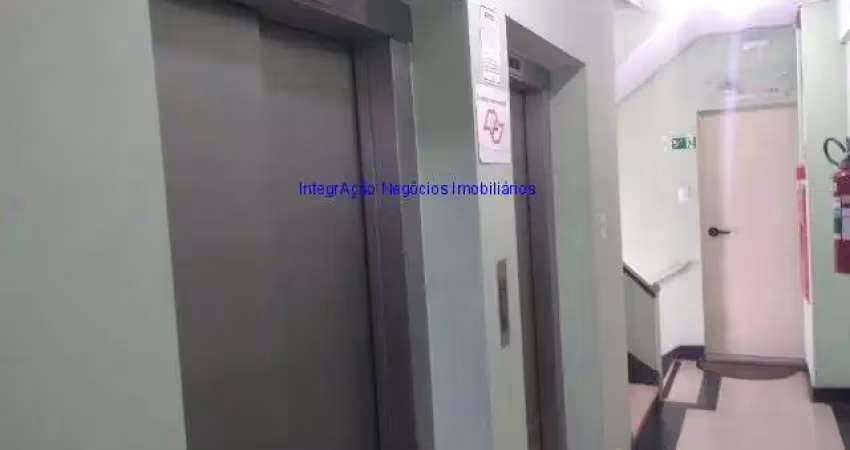 Conjunto comercial 80m², sala com divisórias, 02 banheiros, copa.   condomínio com recepção.    excelente localização entre as ruas benjamin constant.