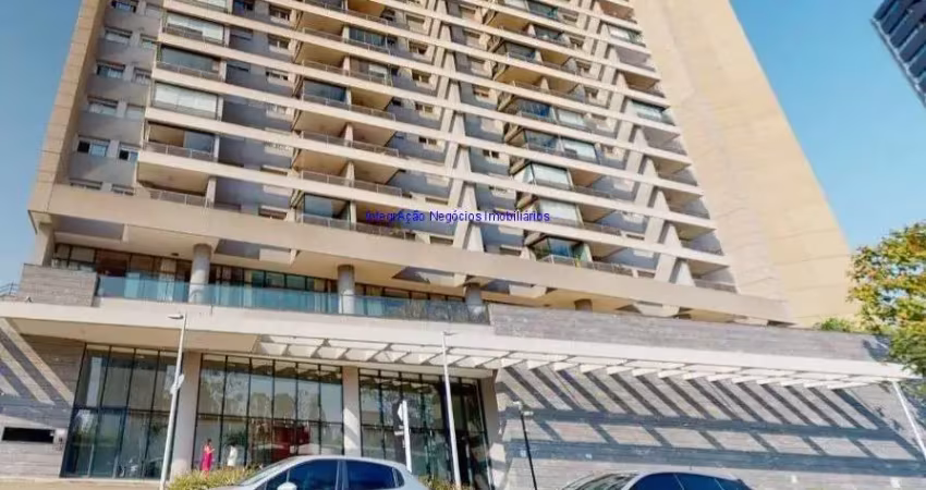 Conjunto comercial 259.44m², 02 banheiros e 03 vagas na garagem.  condomínio com recepção e segurança 24hrs.  excelente localização.