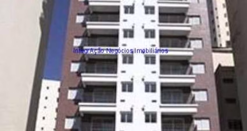 Apartamento 42m², 01 dormitório, 01 banheiro e 01 vaga na garagem.  Condomínio com portaria 24hrs, piscina, academia de ginástica, sauna.