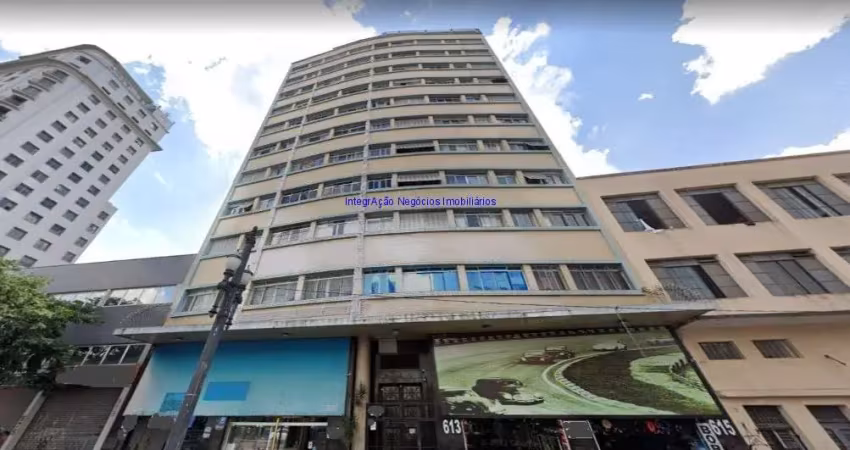Apartamento 90m², 02 dormitórios e 01 banheiro.  condomínio com portaria.   excelente localização á 9 minutos andando para a estação do metrô