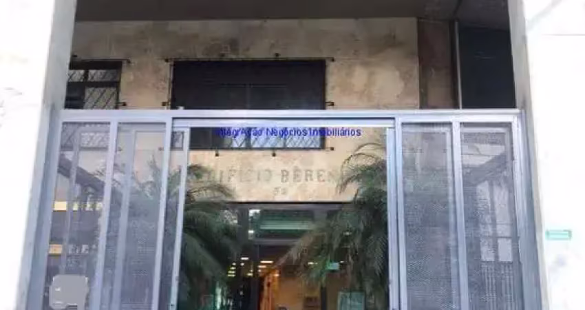 Conjunto comercial 110m², recepção, 05 salas, 01 banheiro e 01 copa.  condomínio com recepção e segurança 24hrs.  excelente localização