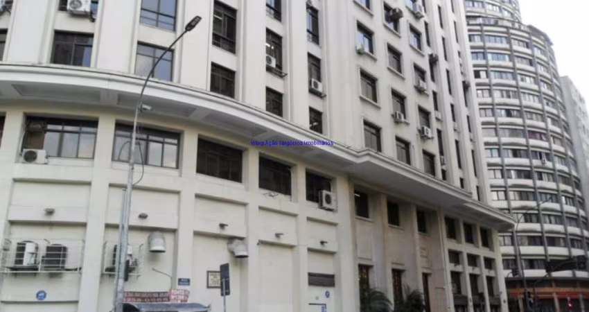 Conjunto Comercial 115m², 02 banheiros.  Condomínio com recepção e segurança 24hrs.  Excelente localização á 3 minutos andando para a estação do metrô