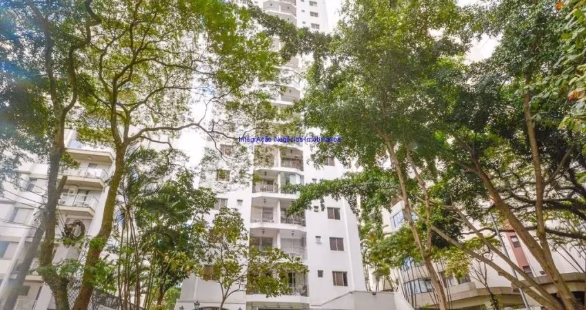 Apartamento Cobertura 169m², 03 dormitórios, 03 banheiros e 02 vagas na garagem; Possui piscina no terraço.   Condomínio com portaria, segurança 24hrs