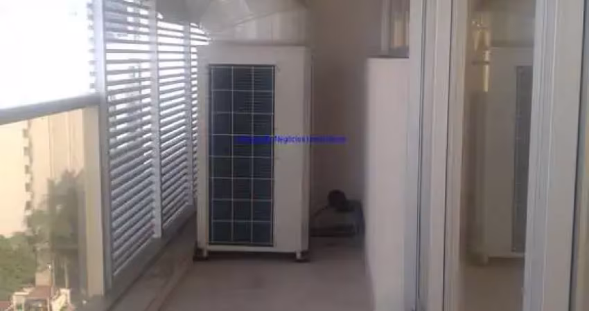 Conjunto comercial 214m², 02 banheiros e 03 vagas na garagem.    condomínio com recepção e segurança 24hrs.  excelente localização.