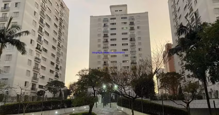 Apartamento 110m², 03 dormitórios (sendo 01 suíte), 02 banheiros e 02 vagas na garagem.  condomínio com portaria, segurança 24hrs, piscina.