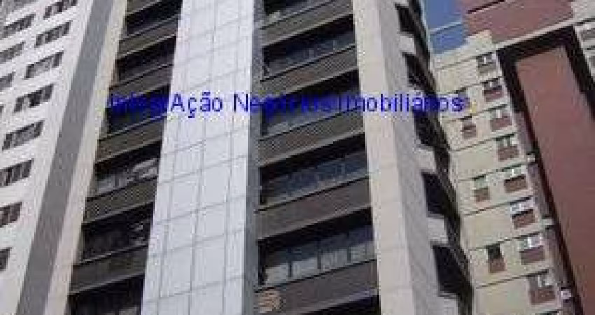 Condomínio recepção e segurança.   Excelente localização entre as Alamedas Lorena, Joaquim Eugênio de Lima e Campinas; Proximo a estação do Metrô
