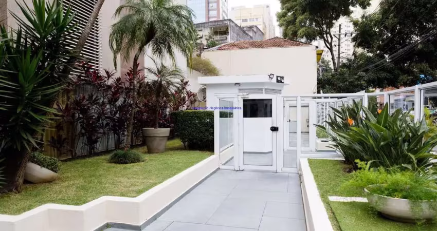 Apartamento 130m²,  03 dormitórios (sendo 01 suíte), 02 banheiros e 01 vaga na garagem.   condomínio com portaria, segurança 24hrs, brinquedoteca.